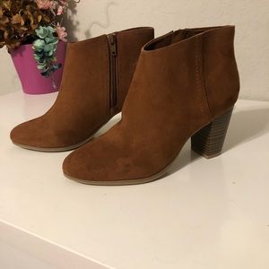 Old Navy Brown Booties